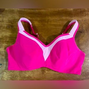 NWOT TORRID ACTIVE BRA SIZE 42C